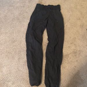 Barely worn Lululemon sweatpants.